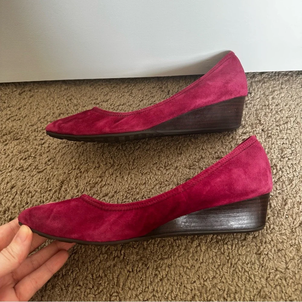 Cole Haan Kathryn Magenta Purple Suede Wedges - Picture 5 of 11